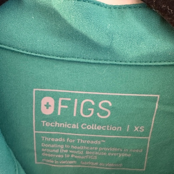 FIGS Women’s Green Blue Rafaela Cargo Scrub Jumpsuit (Limited Edition) Size XS - Picture 5 of 10